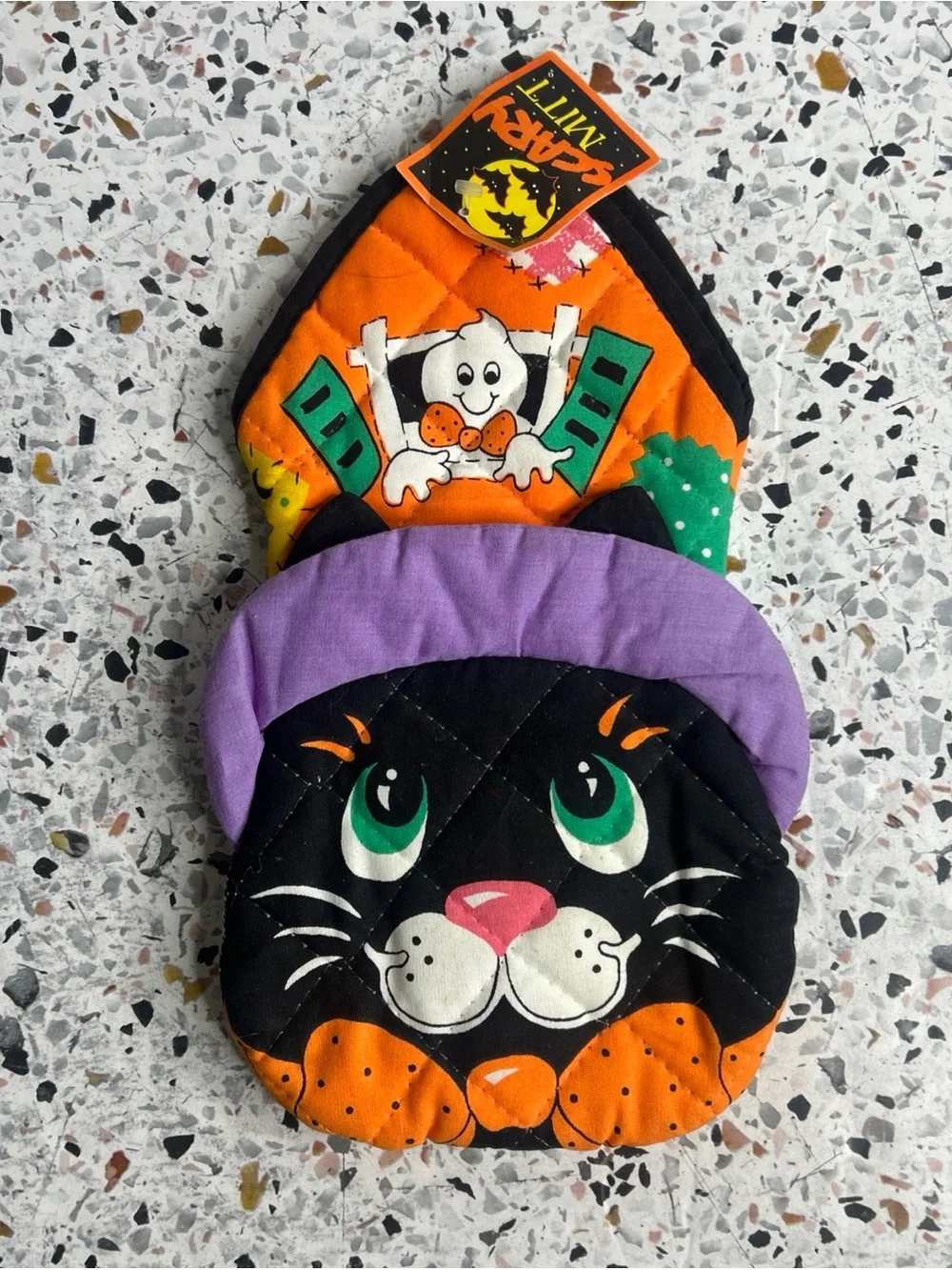 Vintage B&D Halloween Quilted Cotton Oven Mitt pot holder Ghost Black Cat boo